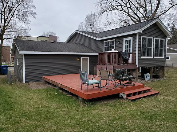 Sunroom and Deck