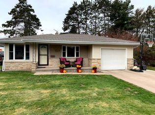 930 Pine St, Antigo, WI 54409