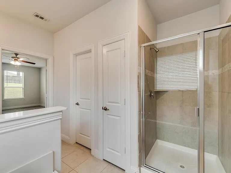 1216 Gibson Dr — Photo 25