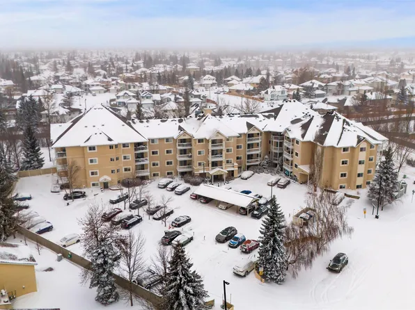 11620 9a Ave NW #312, Edmonton, AB T6J 7B4