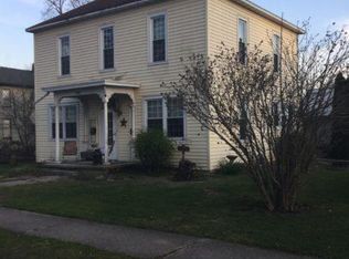 333 N Main St, Carrollton, IL 62016