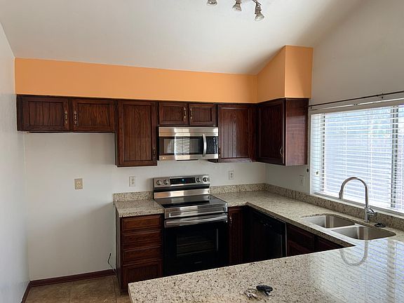 5th image of 3401 W Muriel Dr