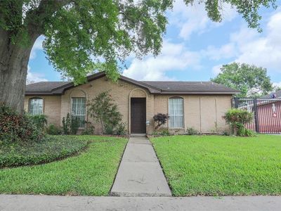 8926 Grape St, Houston, TX, 77036