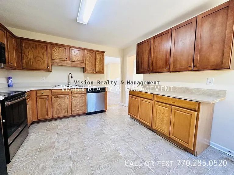 4841 Ventnore Pl — Photo 6