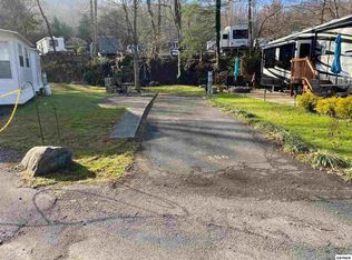 4229 E Parkway LOT 250, Gatlinburg, TN 37738