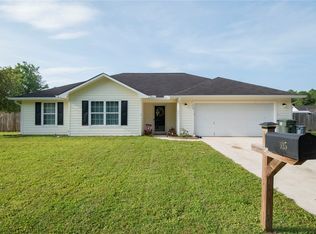 115 Honeysuckle Rd, Kingsland, GA 31548