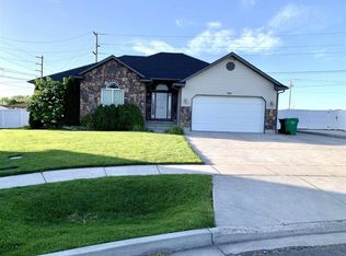 922 Stars Rd, Chubbuck, ID 83202