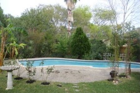 2nd image of 14002 Libra Ln