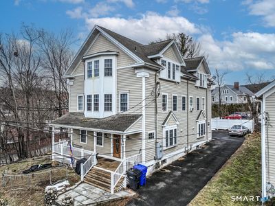 11 Middle Street, New Milford, CT, 06776