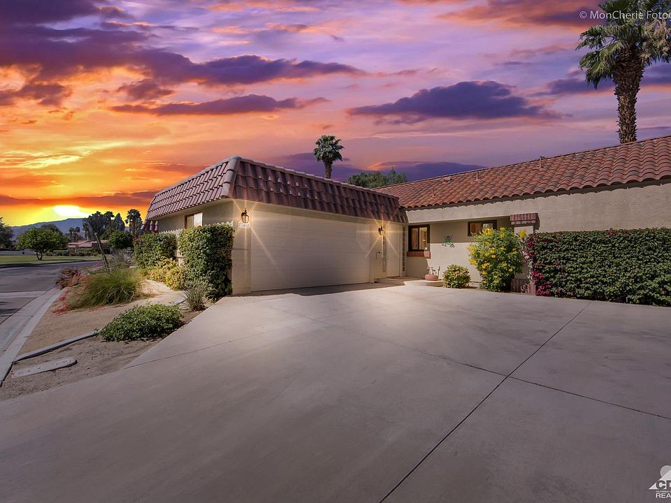 1st image of 77467 Sawgrass Cir #33-9