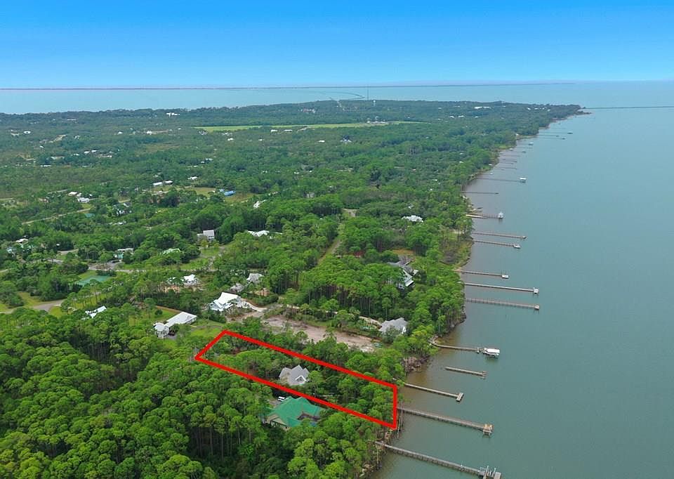 1st image of 303 Magnolia Bay Dr