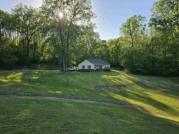2nd image of 255 Chelsia Ln