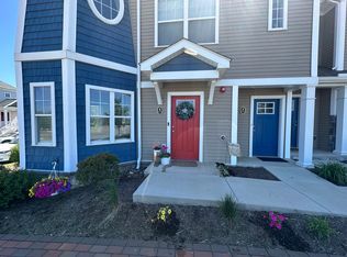 15 Pacific Blvd #M, Ephrata, PA 17522