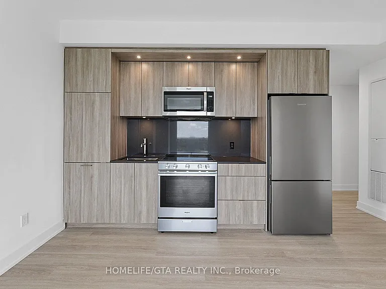 60 Central Park Dr #2413 — Photo 5