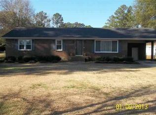 112 Creek Dr, Quinby, SC 29506