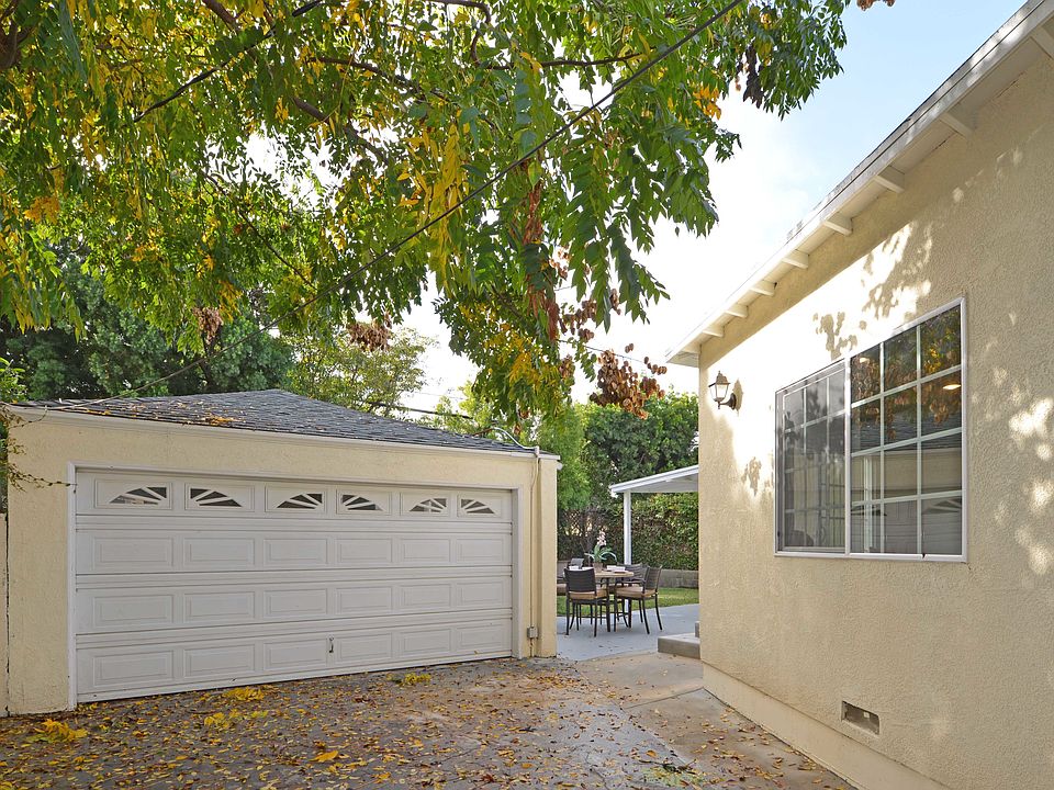1st image of 2617 Midvale Ave