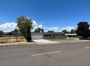 2555 N Keene Way Dr, Medford, OR