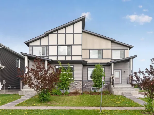 6512 Chappelle Vis SW, Edmonton, AB T6W 4A3