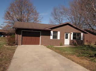 1347 Briarcliff Pkwy, Jasper, IN 47546