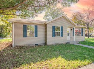 9 NW J St, Richmond, IN 47374