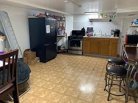 3rd image of 3144 N Mason Ave