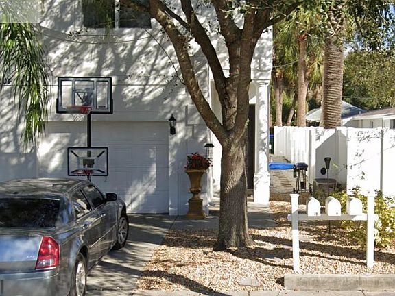2nd image of 204 S Melville Ave #1