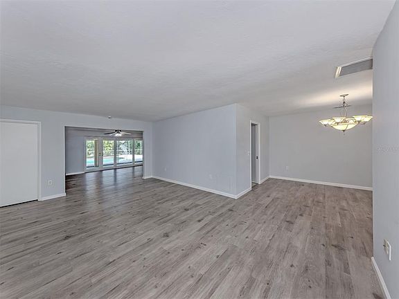 4th image of 1720 Sandy Ct