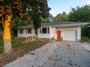 545 52nd St SE, Kentwood, MI 49548