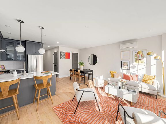 5th image of 95 Quincy St APT 2