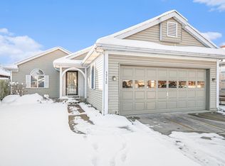 1715 Woodland Dr, Elkhart, IN 46514