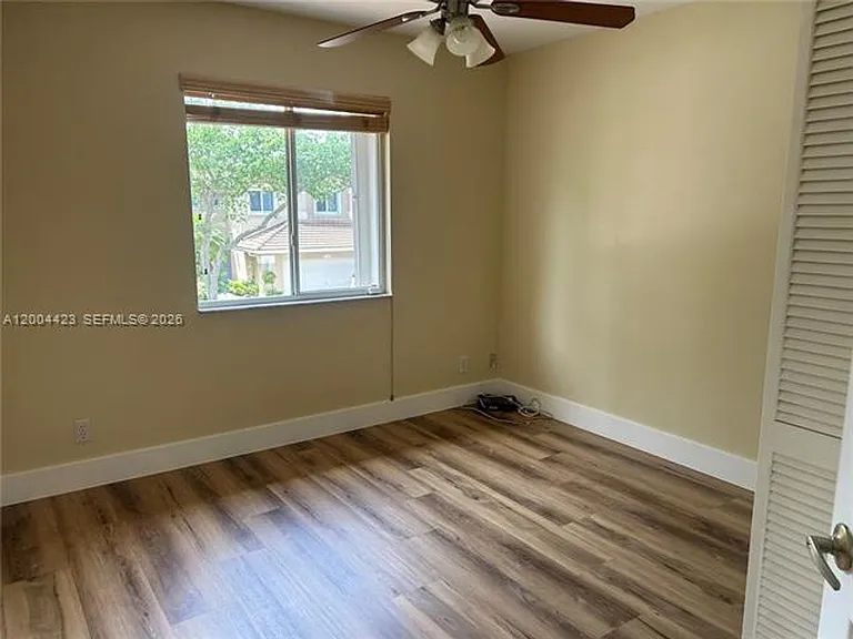 15851 SW 10th St #Townhouse 15851 — Photo 11