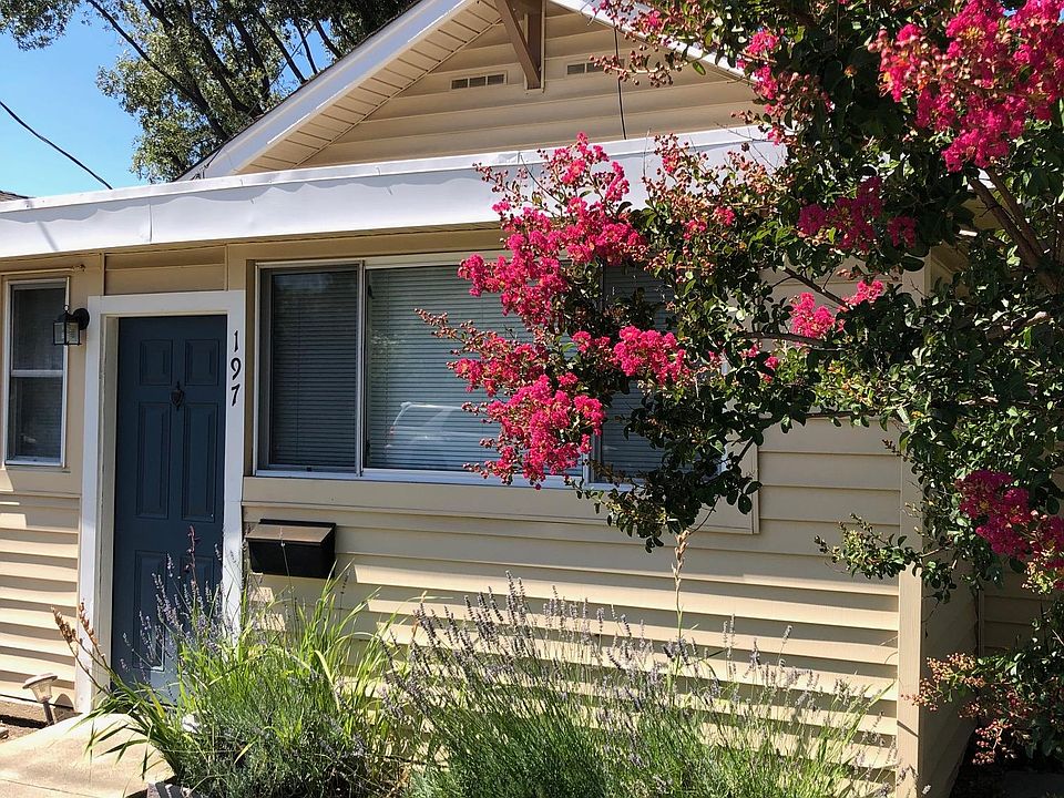 197 E Rincon Ave in Campbell