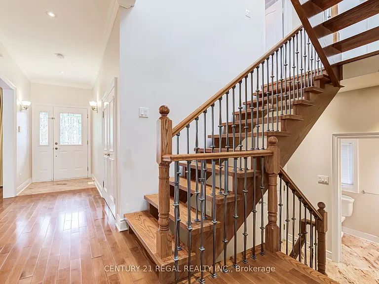 2A 28th St — Photo 15