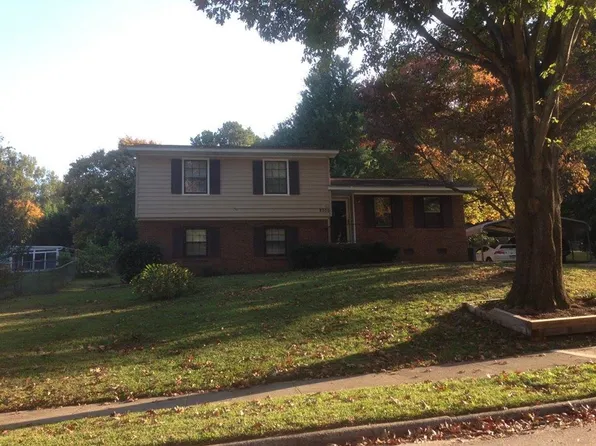 2305 Lawrence Dr, Raleigh, NC 27603