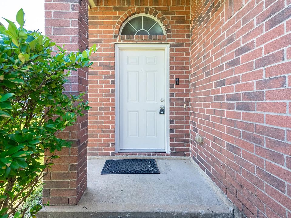 1st image of 14202 Noahs Landing Ln