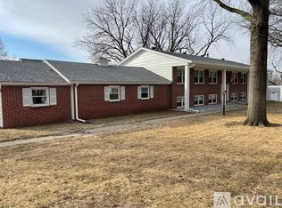 8203 Q St #2, Omaha, NE 68127