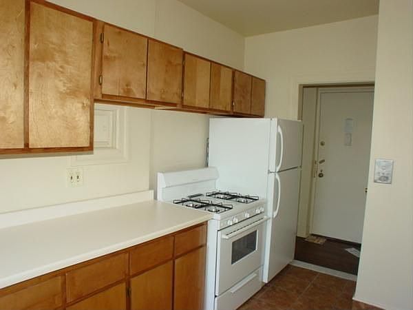 1st image of 2735 Sedgwick Ave APT 1C