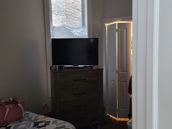 4th image of 1311 S Troy St #1