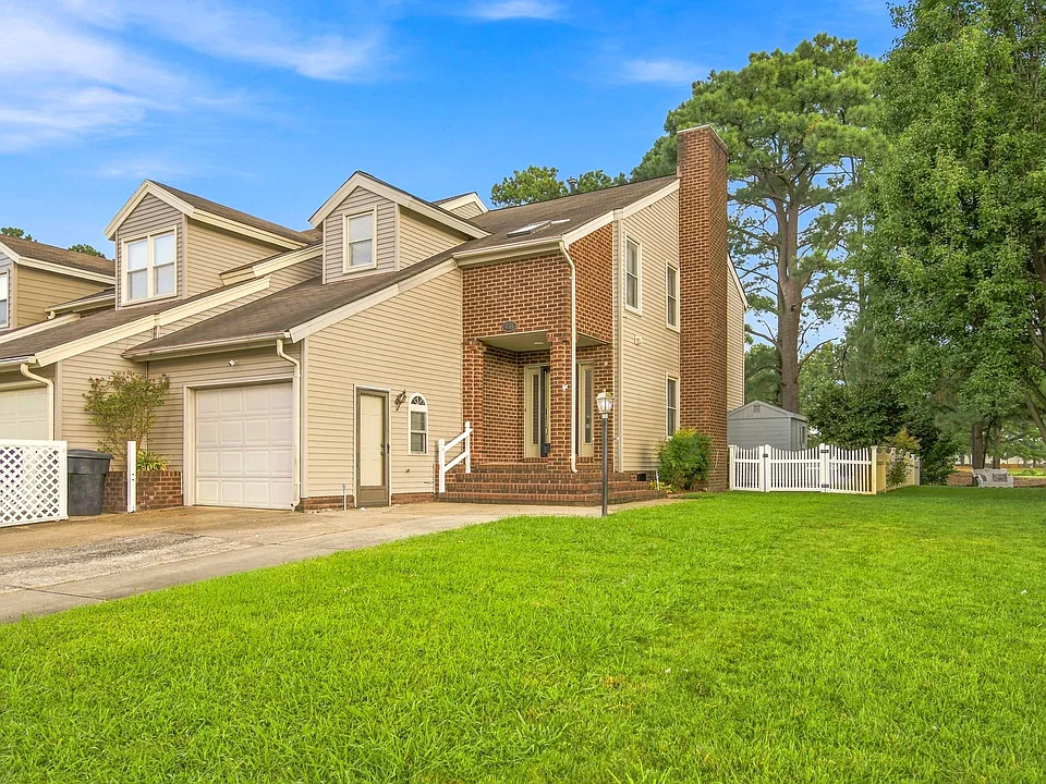 4768 Open Greens Dr