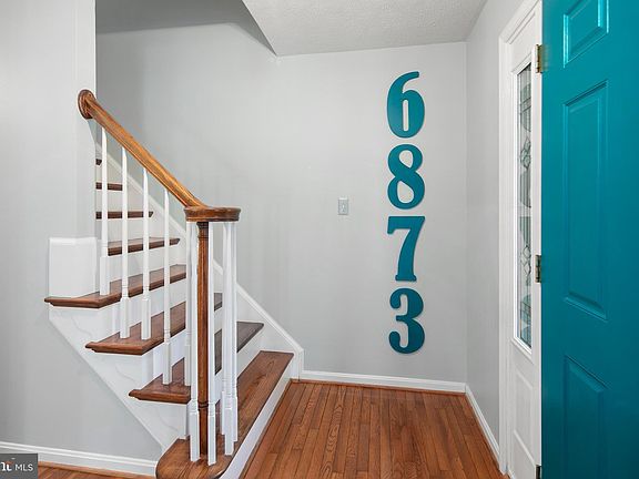 5th image of 6873 Whistling Swan Way