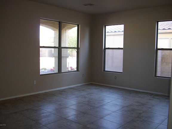 2nd image of 2665 N Maria Pl