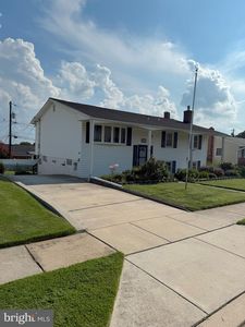 895 Gordon Dr, Glen Burnie, MD, 21061