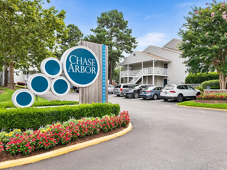 Chase Arbor — Photo 49