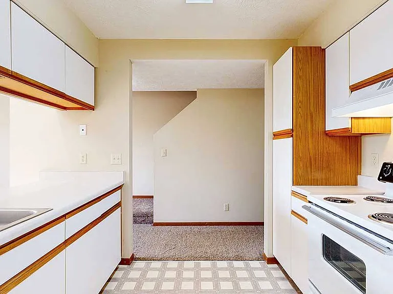 Pine Lake Heights Apartments — Photo 106