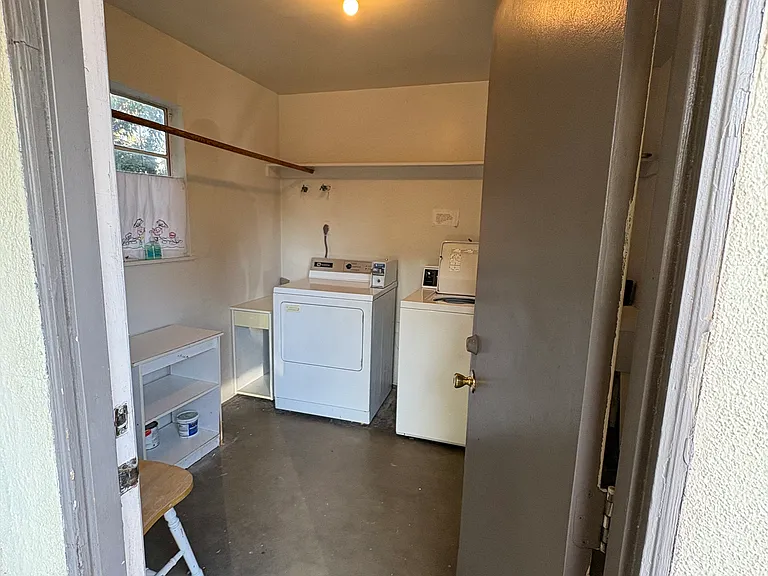 605 N Santa Anita Ave #D — Photo 15
