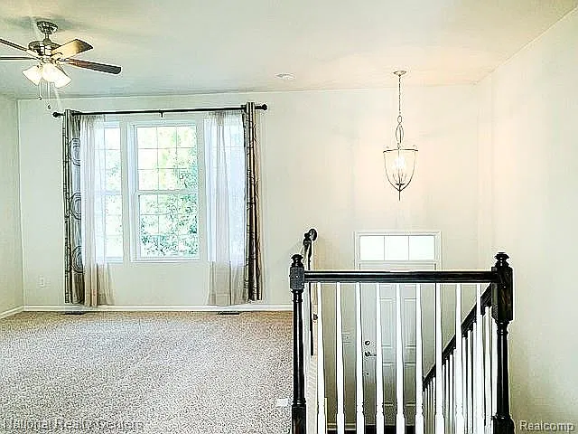 3 bed, 2.5 bath, 1500 sqft, $2,450 — Photo 3