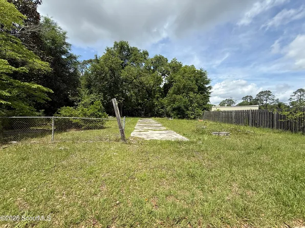 612 Eads St, Waycross, GA 31501