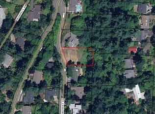 1611 Fircrest Dr, Eugene, OR 97403