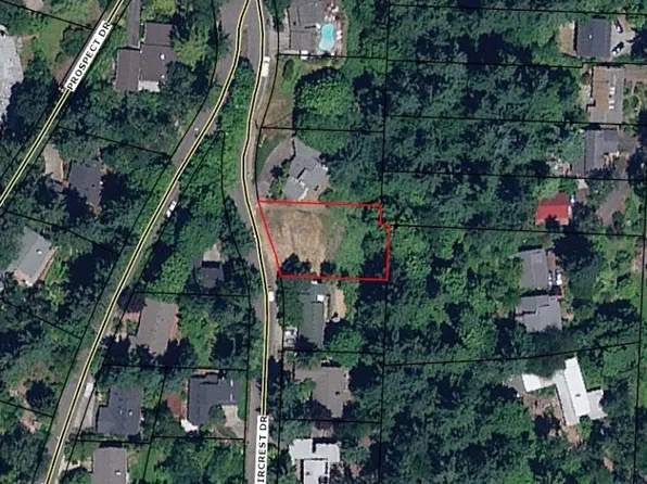 1611 Fircrest Dr, Eugene, OR 97403