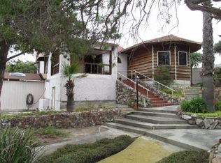 919 Marine View Dr, Vista, CA 92081